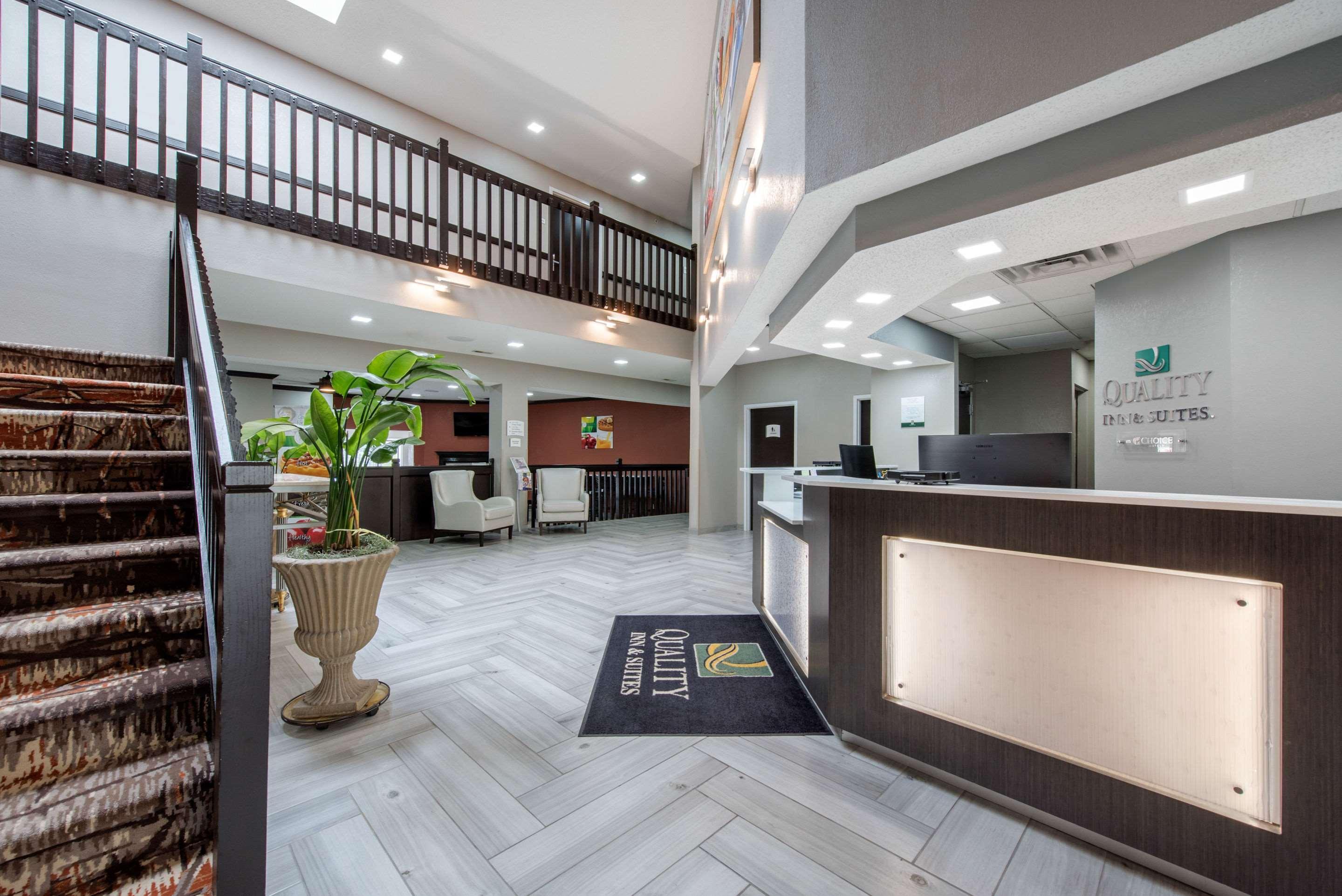 Quality Inn & Suites Brownsburg - Indianapolis West Dış mekan fotoğraf