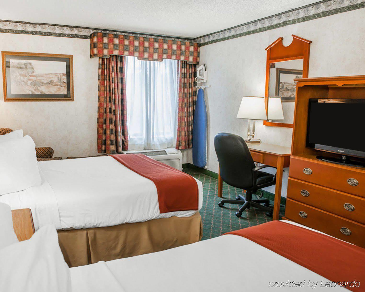 Quality Inn & Suites Brownsburg - Indianapolis West Dış mekan fotoğraf