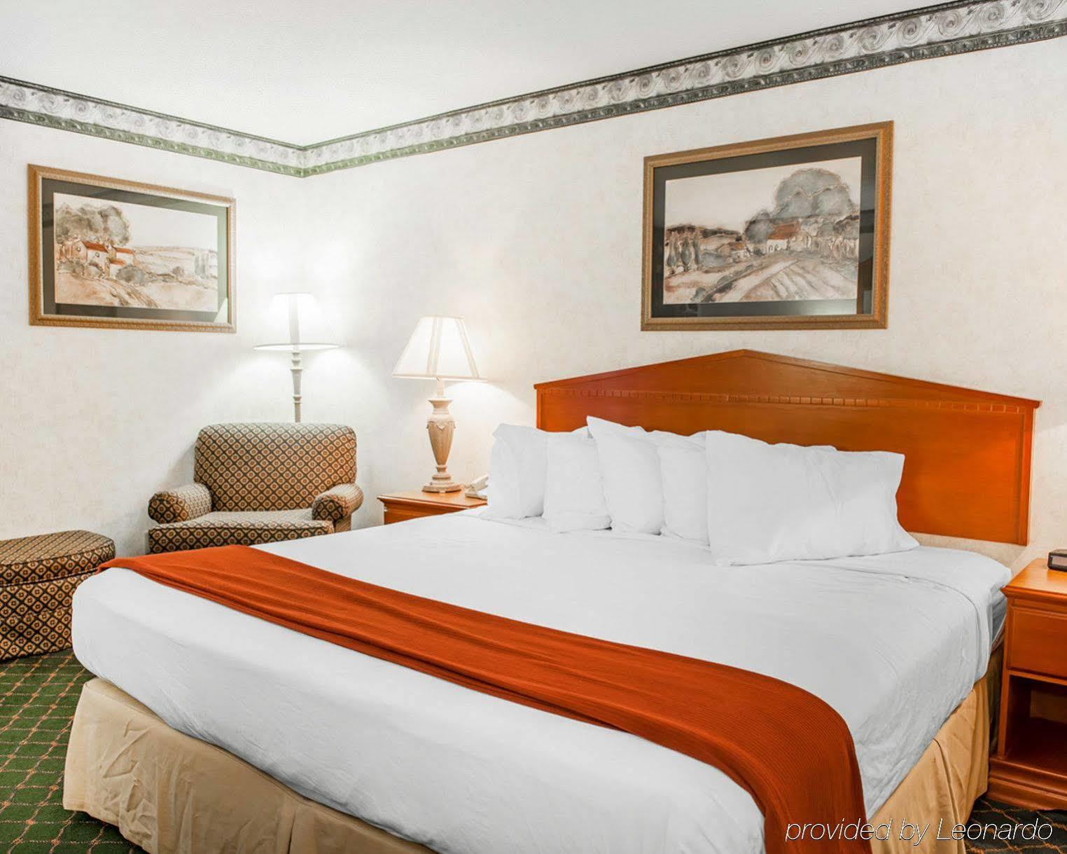 Quality Inn & Suites Brownsburg - Indianapolis West Dış mekan fotoğraf
